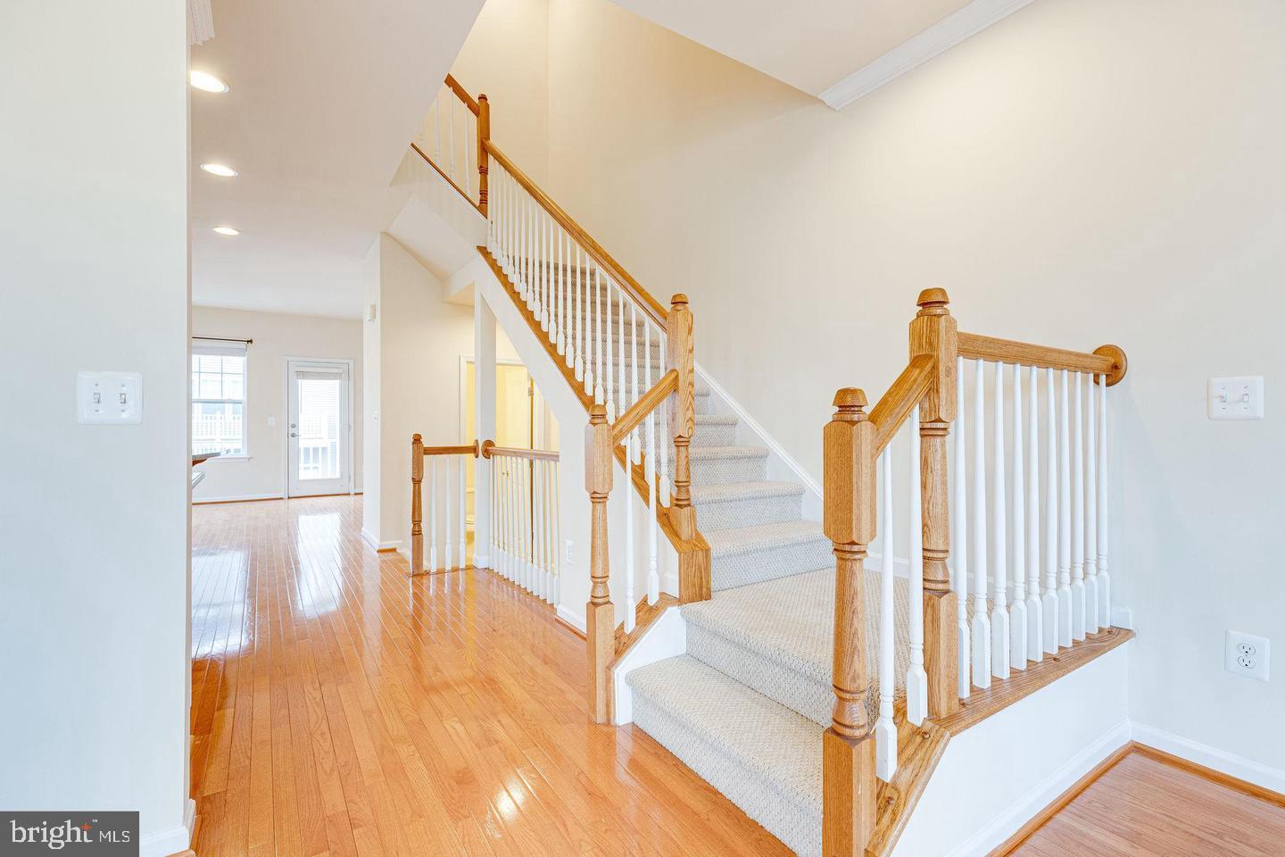 EAST GATE - Residential Lease