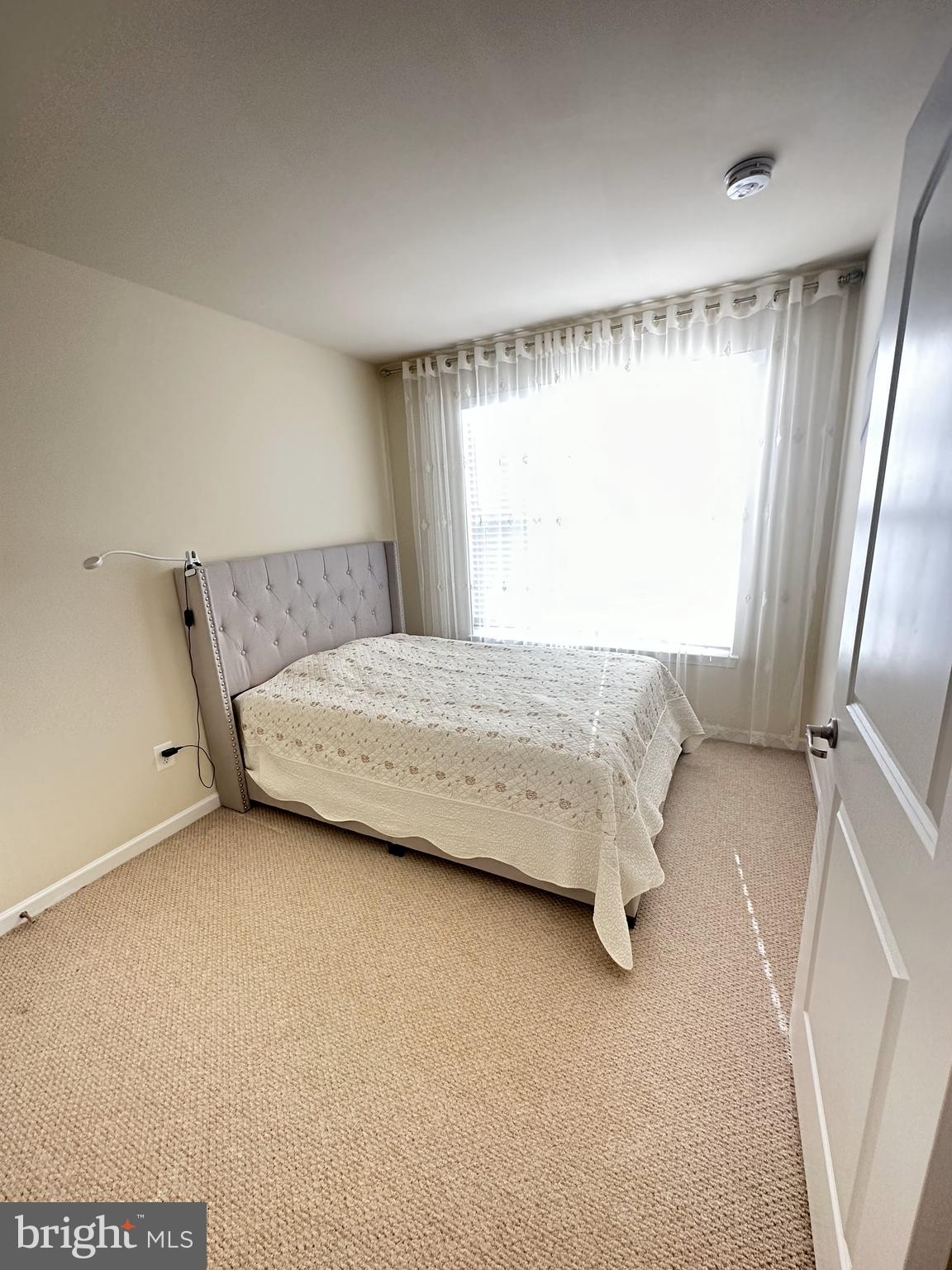 EAST GATE - Residential Lease