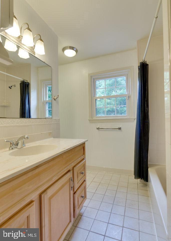 SARATOGA - Residential Lease