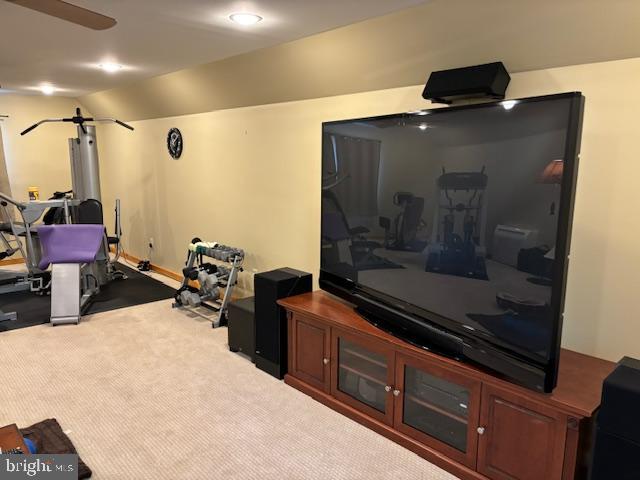 MOUNTAIN LAKE RETREAT - Residential