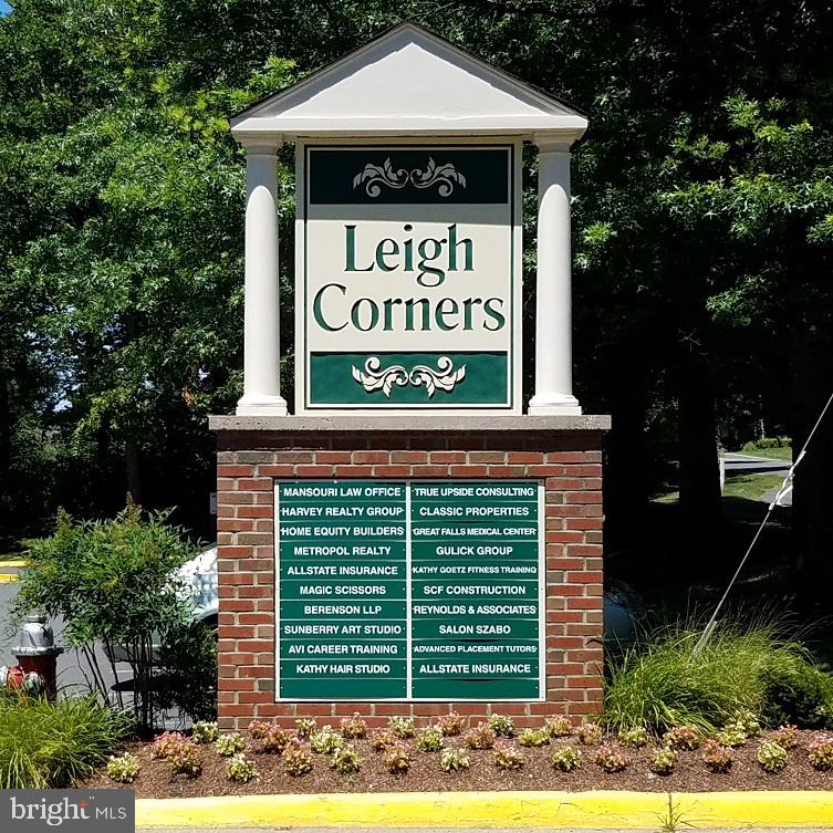 LEIGH CORNERS - Commercial Lease