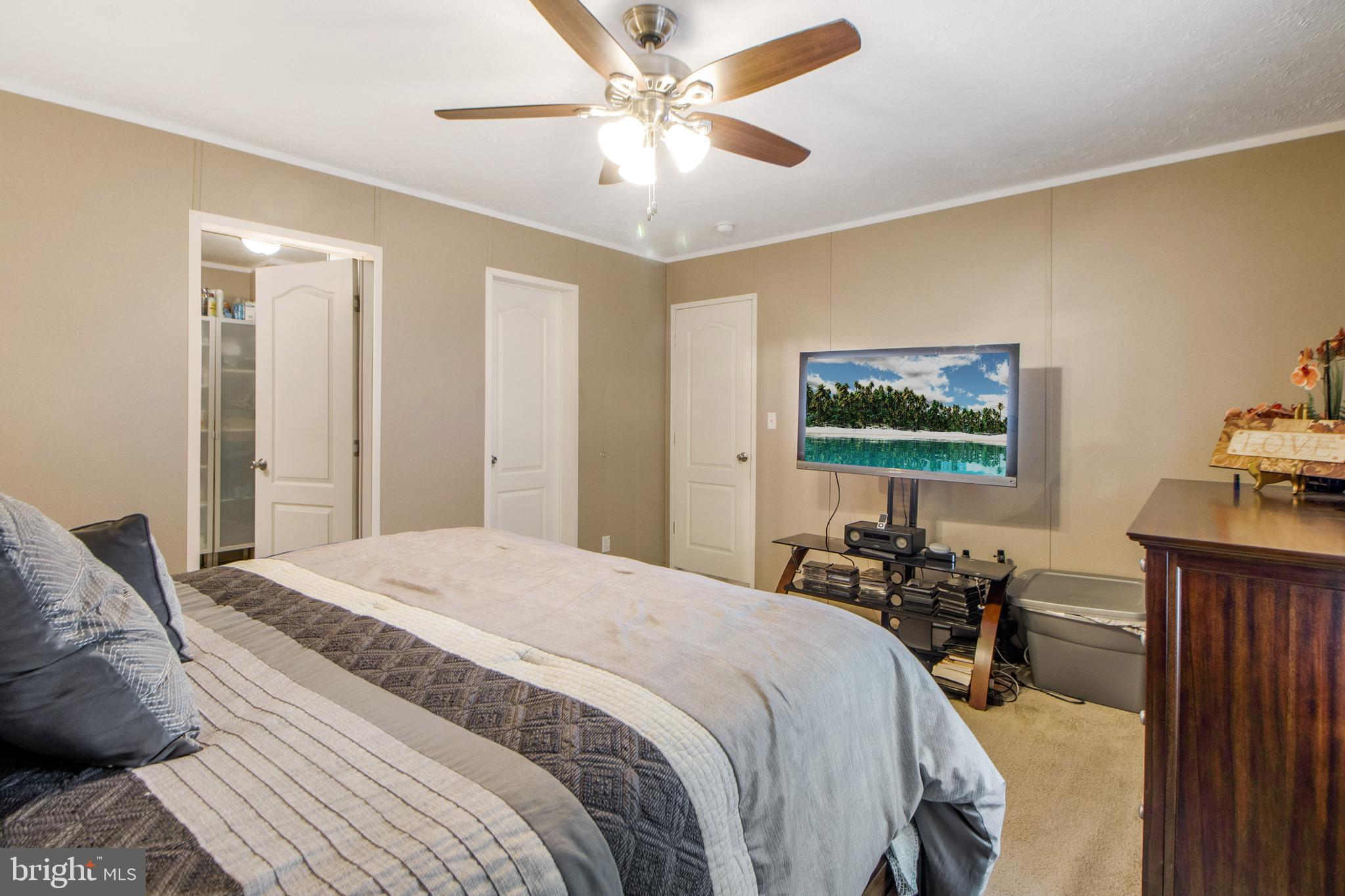 BOONES ESTATES - Residential