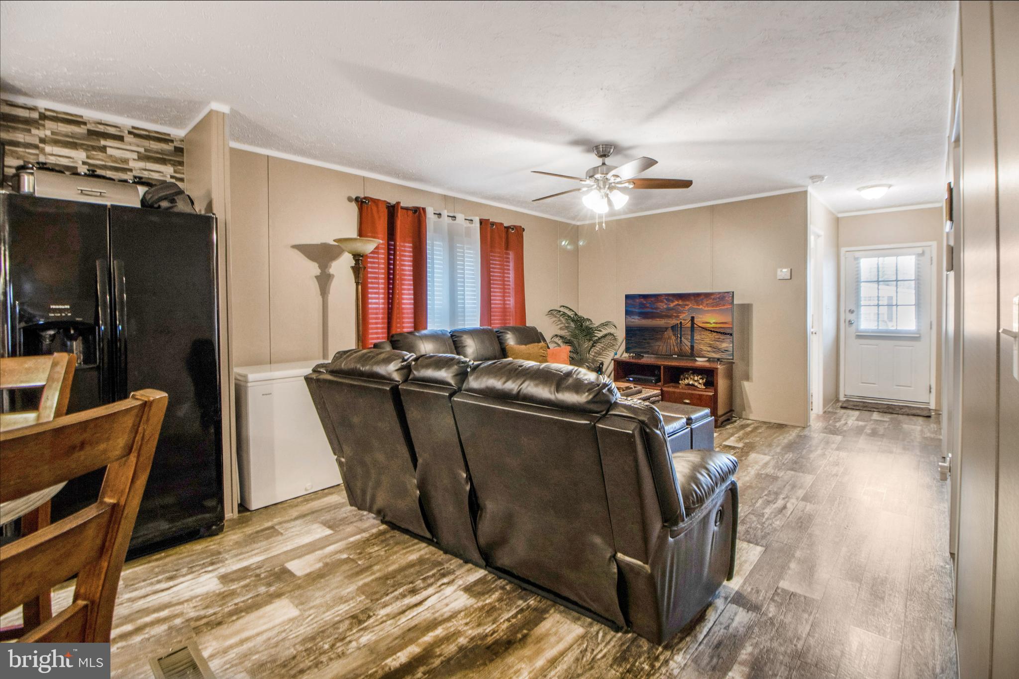 BOONES ESTATES - Residential