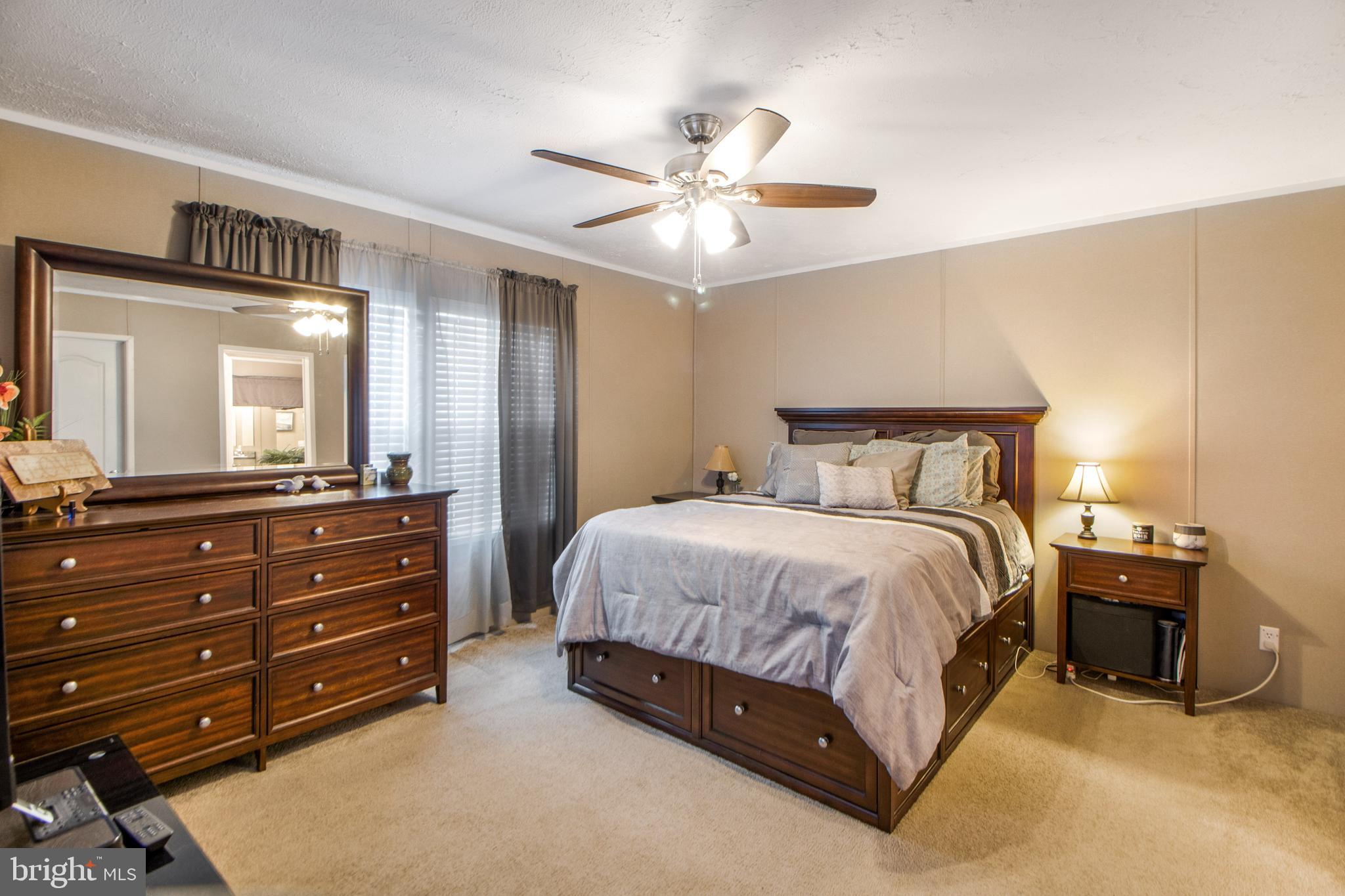 BOONES ESTATES - Residential