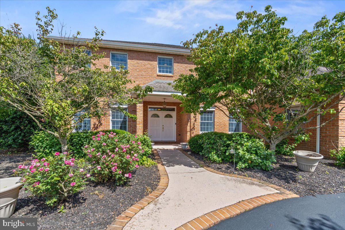 125 On The Green Dr, Lebanon, PA, 17042, USA, 4 Bedrooms Bedrooms, ,4 BathroomsBathrooms,Residential,Pending,125 On The Green Dr,PALN2026930