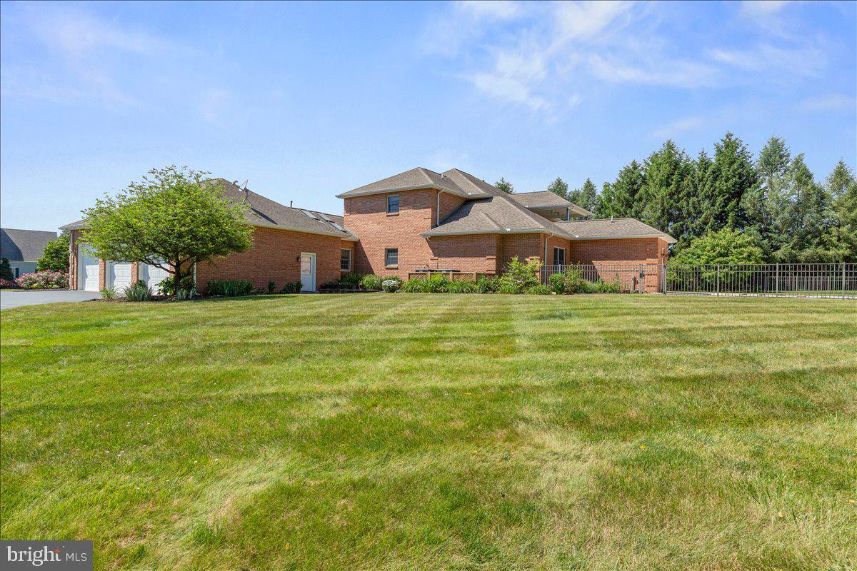 125 On The Green Dr, Lebanon, PA, 17042, USA, 4 Bedrooms Bedrooms, ,4 BathroomsBathrooms,Residential,Pending,125 On The Green Dr,PALN2026930