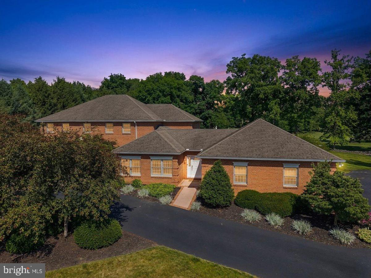 125 On The Green Dr, Lebanon, PA, 17042, USA, 4 Bedrooms Bedrooms, ,4 BathroomsBathrooms,Residential,Pending,125 On The Green Dr,PALN2026930