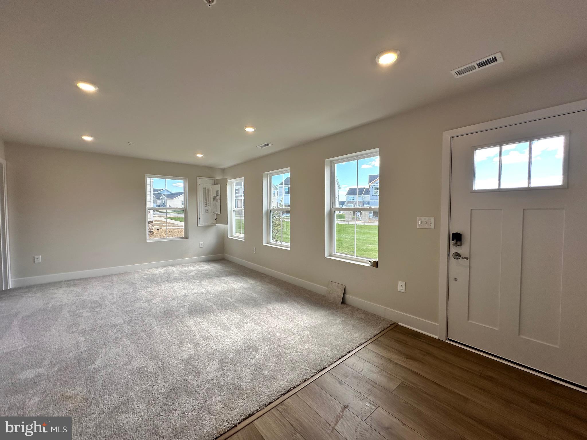 ST CHARLES - Residential