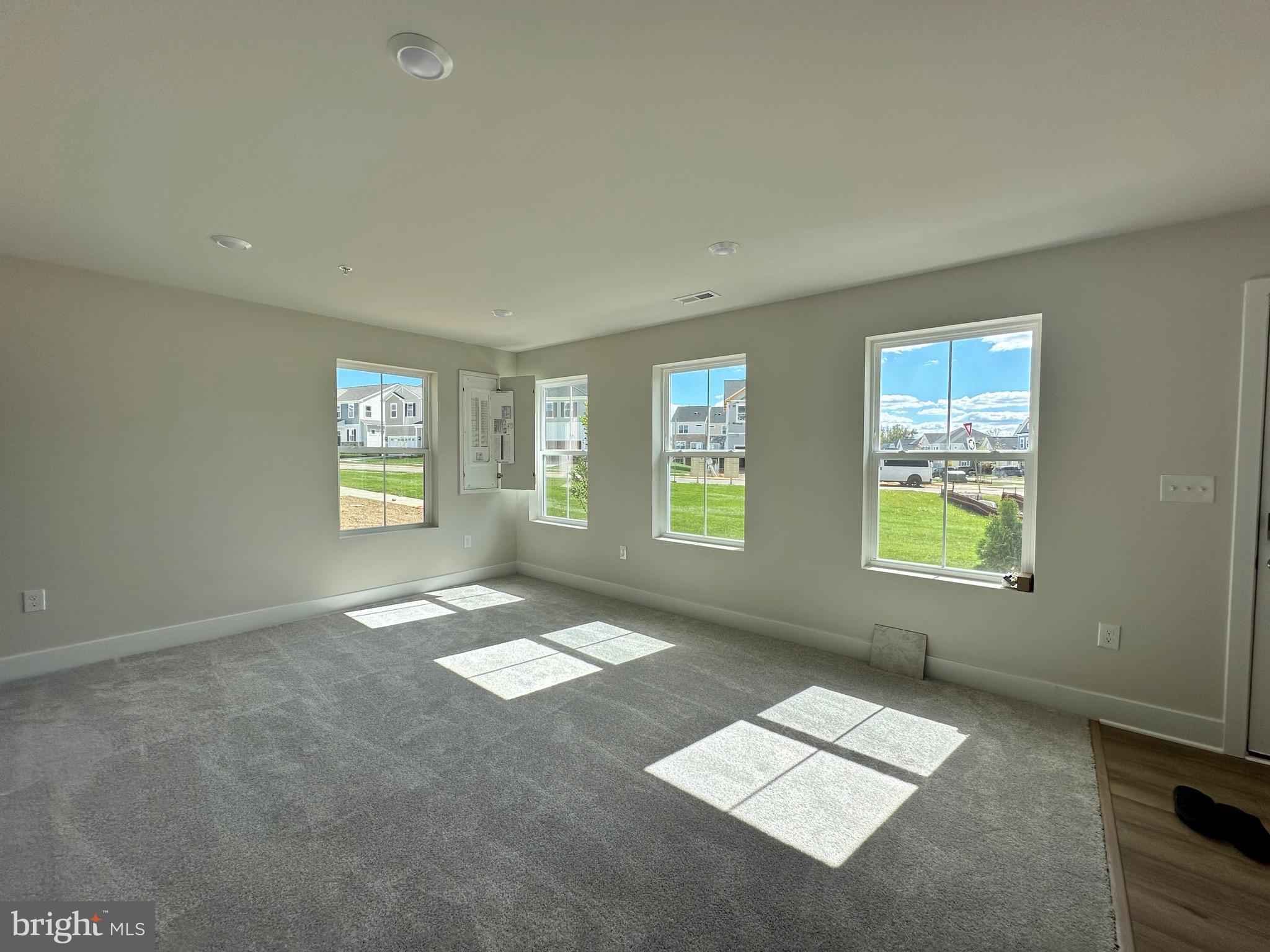 ST CHARLES - Residential