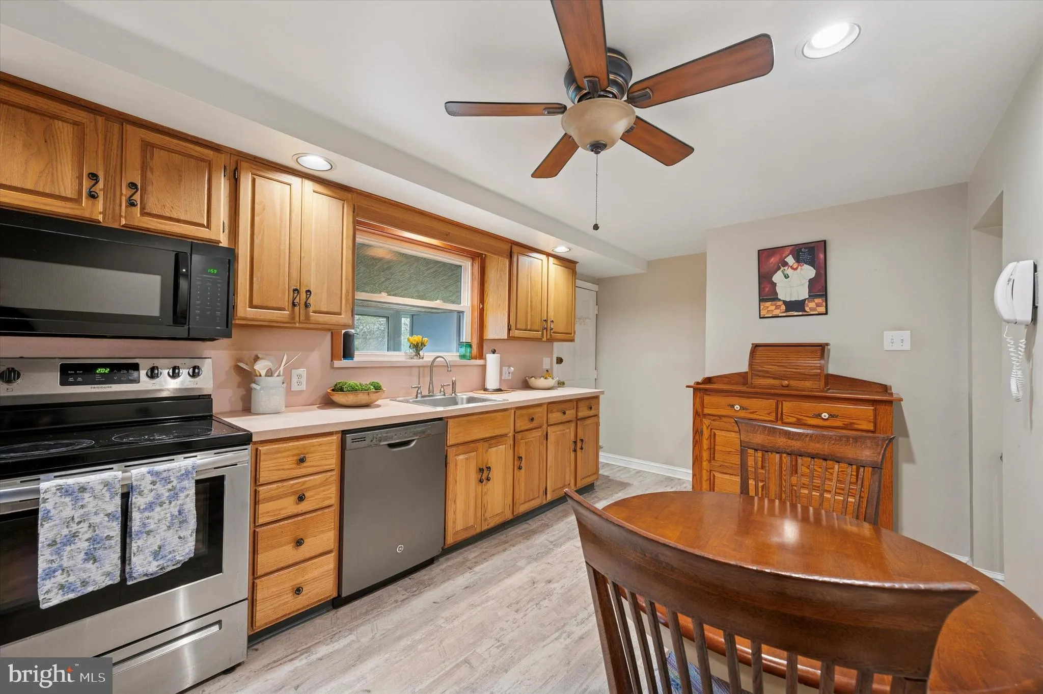 Broomall, Pennsylvania 19008, United States, 3 Bedrooms Bedrooms, ,1 BathroomBathrooms,Residential,Coming Soon,100080