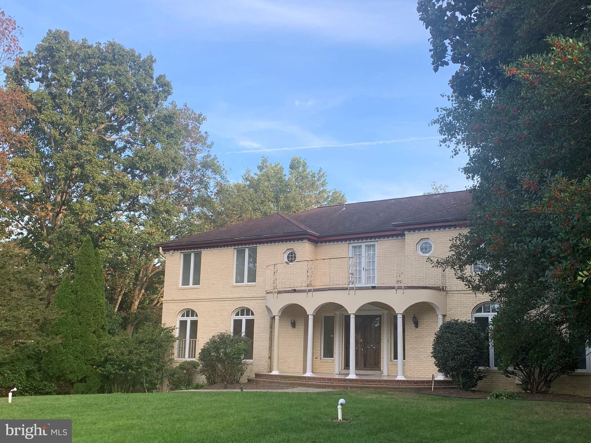 BELLE RIVE - Residential