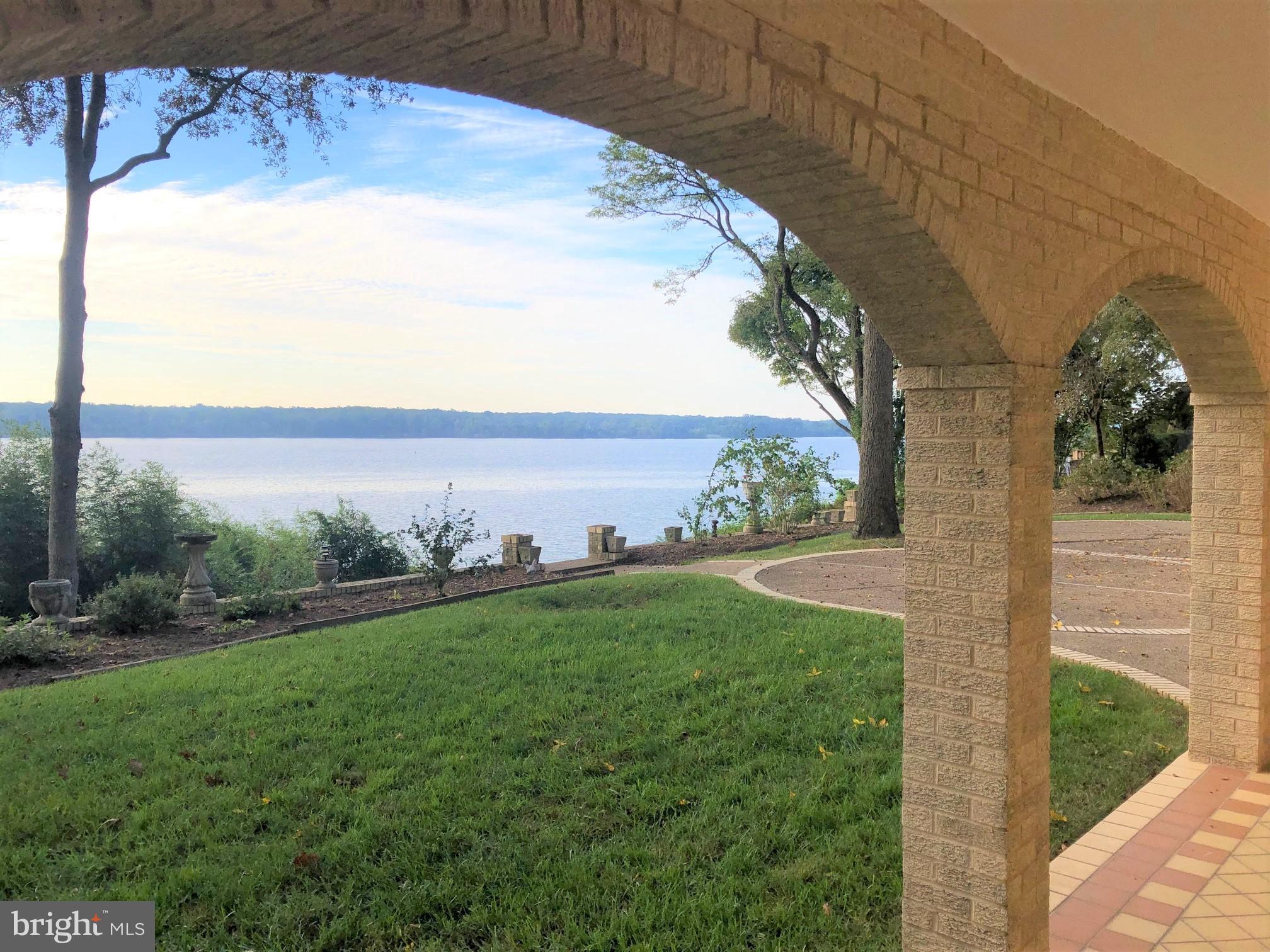 BELLE RIVE - Residential