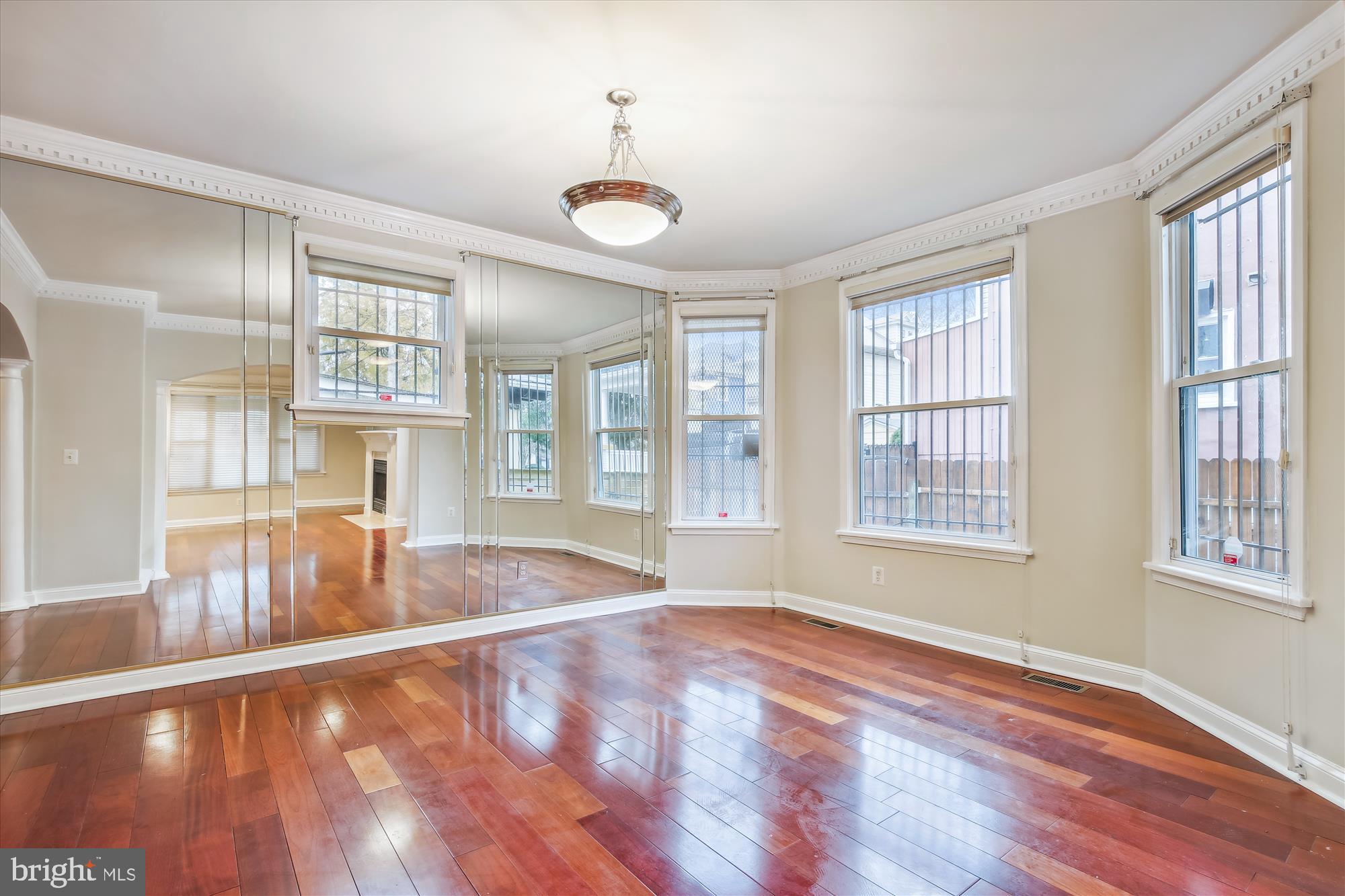 4729 NW 13TH STREET NW