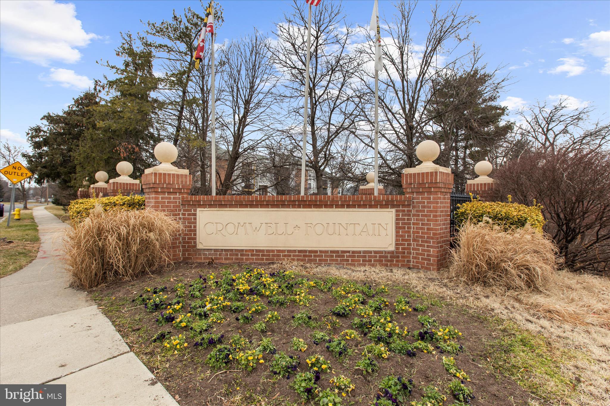 310 BLUE WATER COURT 101