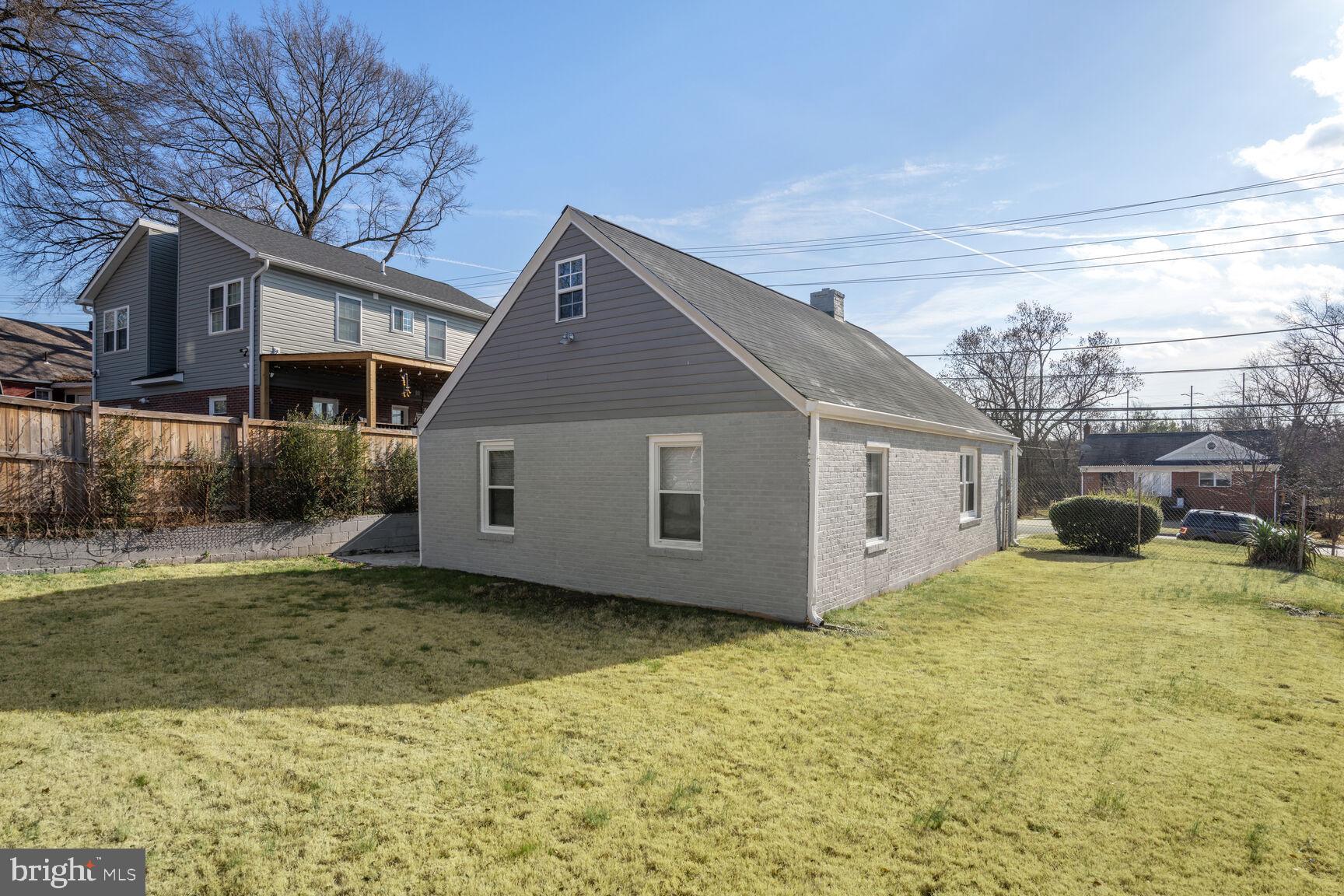 RADIANT VALLEY - Residential