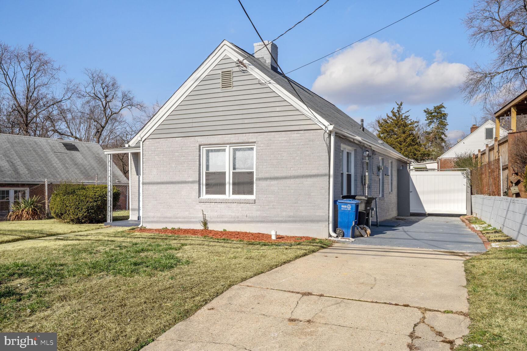 RADIANT VALLEY - Residential