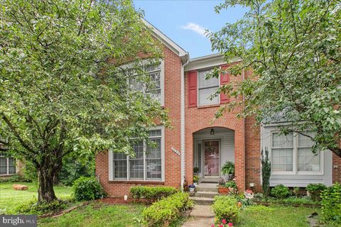 Townhouse For Rent - 3289 Weymouth Court<br/> WOODBRIDGE, VA 22192