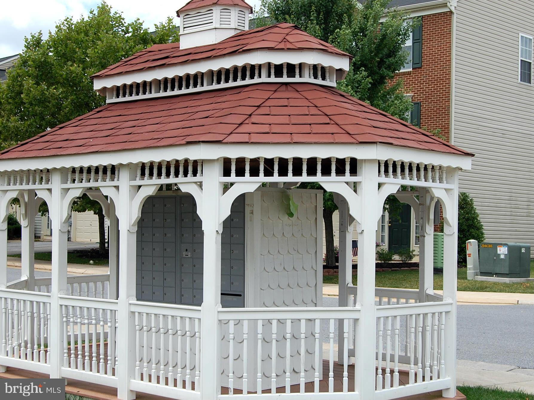 LAKELAND PLACE - Residential