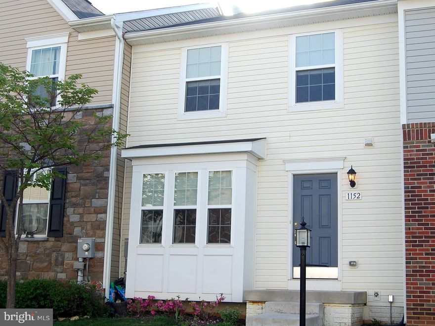 NEW PRICE...LOCATION, LOCATION, LOCATION!  MOVE-IN READY TOWN HOME IN A MUCH SOUGHT-AFTER SUBDIVISION W/ENTRY LEVEL LIVING & A COMPLETE KITCHEN W/ISLAND.  PRIVACY DECK W/VINYL RAILINGS.  WALKOUT UNFINISHED BASEMENT TO FINISH TO YOUR NEEDS. .EXCELLENT COMMUTER LOCATION; ADJACENT TO NEW POTOMAC MARKET PLACE SHOPPING CENTER.& CLOSE TO VA, MD, CHARLES TOWN & MARTINSBURG.  WHY RENT WHEN YOU CAN BUY??