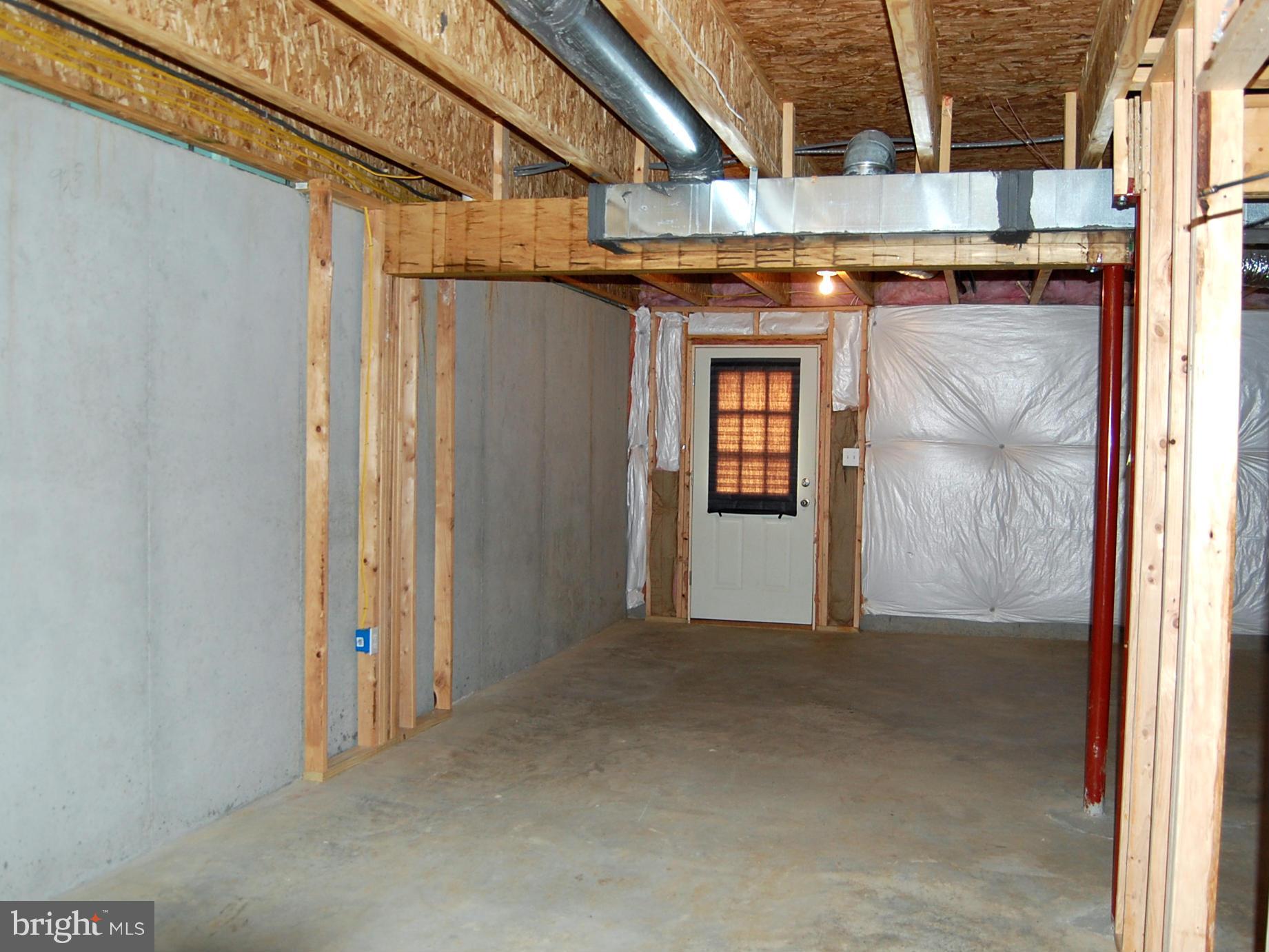 LAKELAND PLACE - Residential