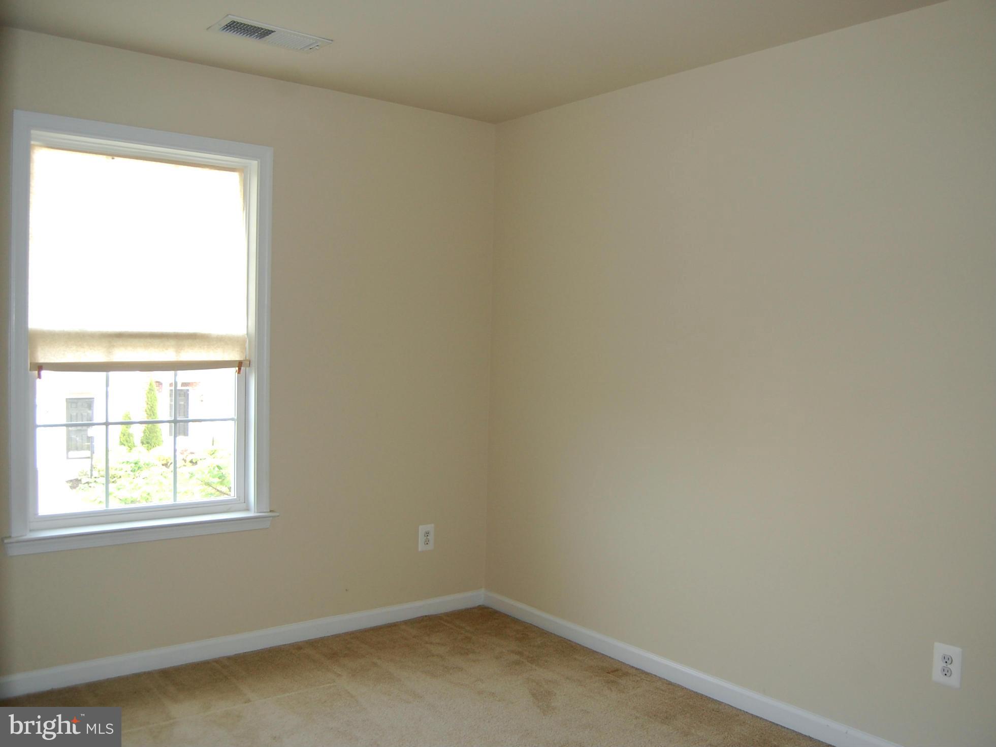 LAKELAND PLACE - Residential