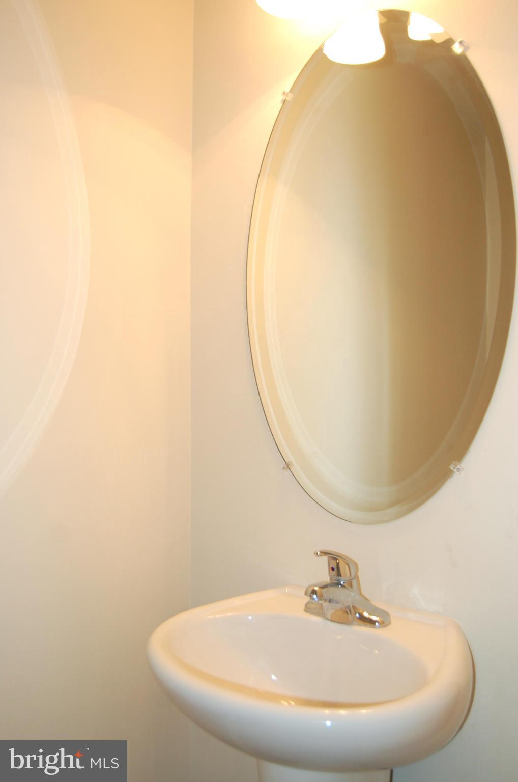 LAKELAND PLACE - Residential