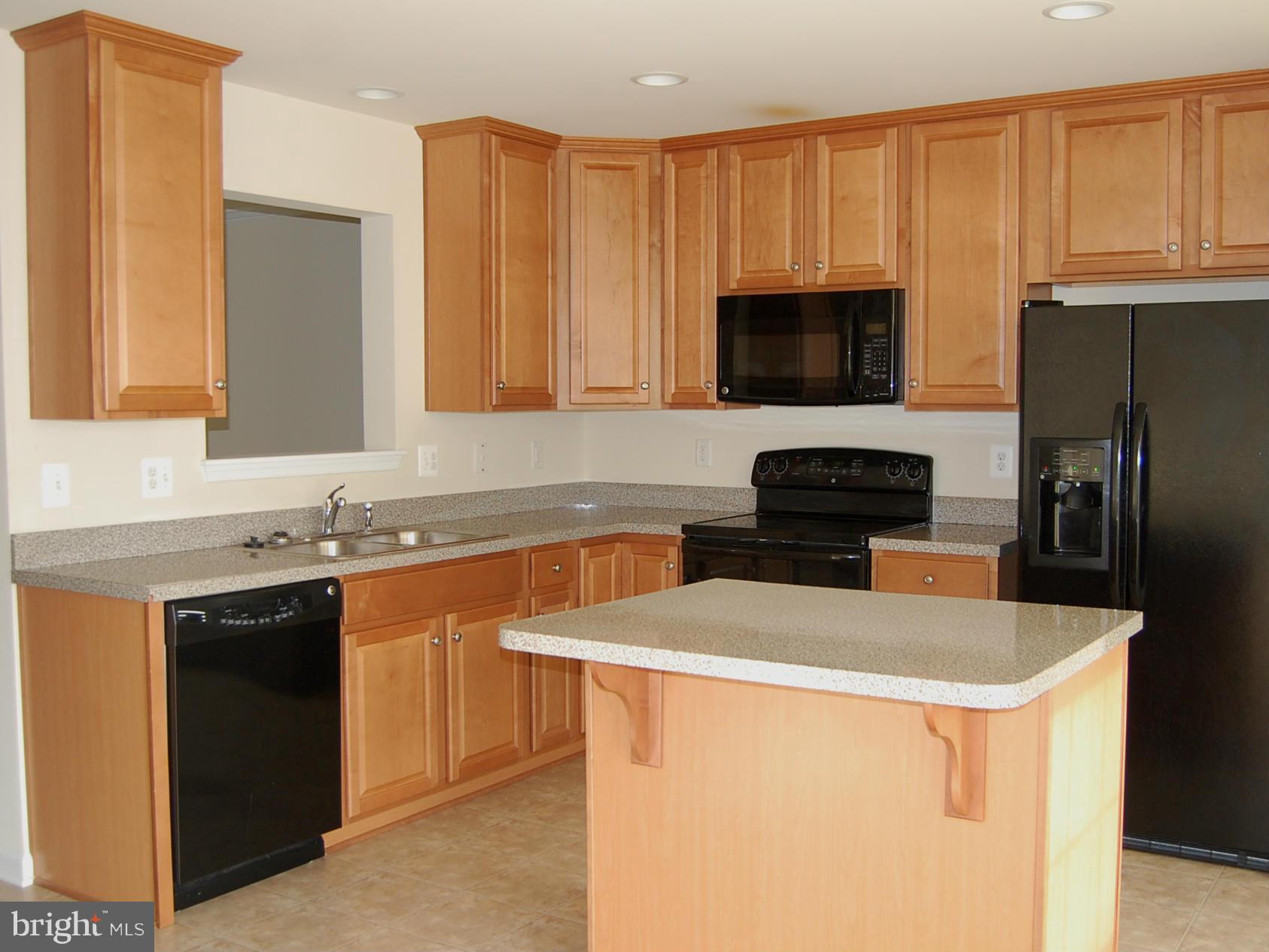 LAKELAND PLACE - Residential