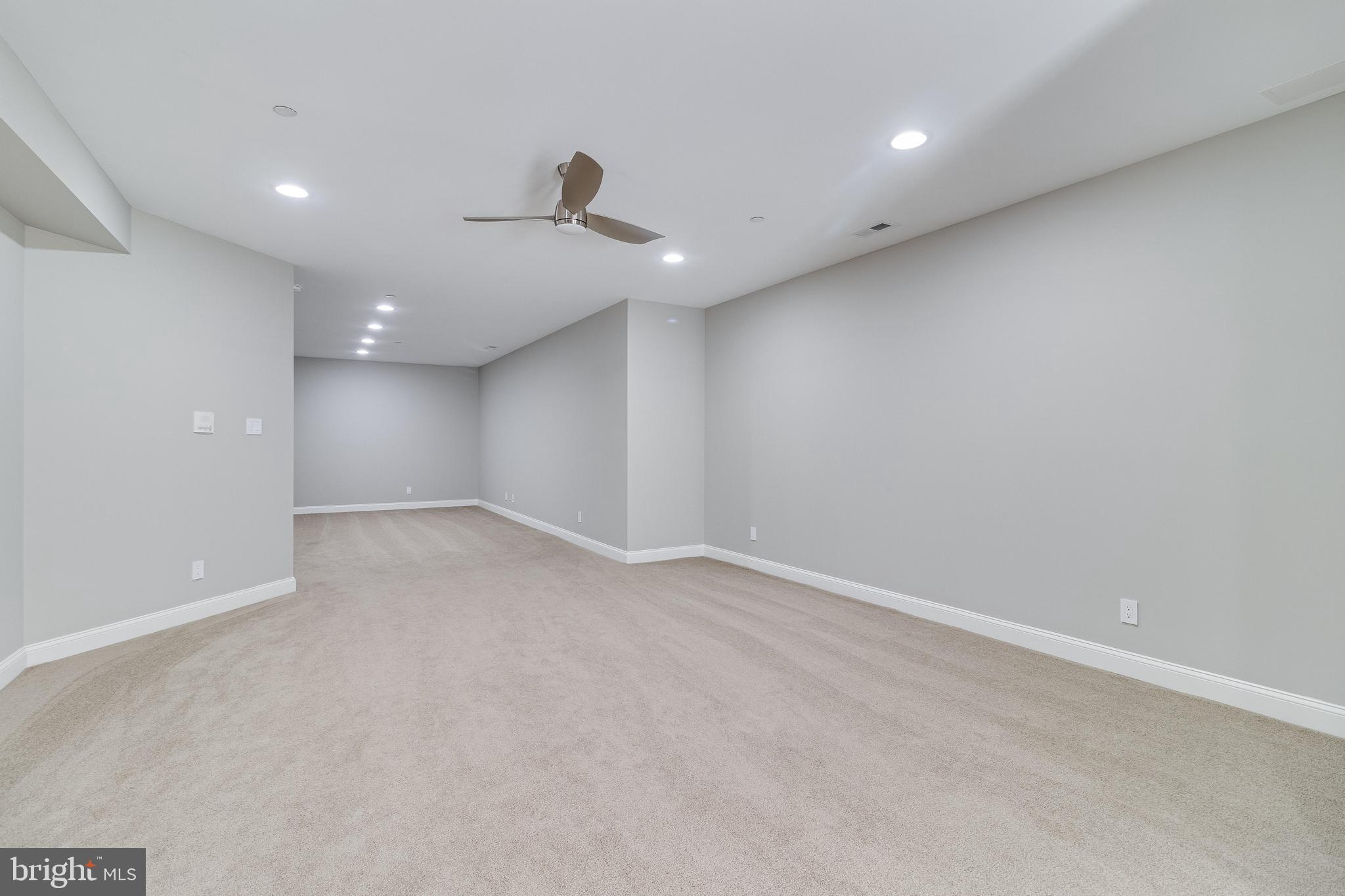 HOLLYBROOK FARM SUB - Residential