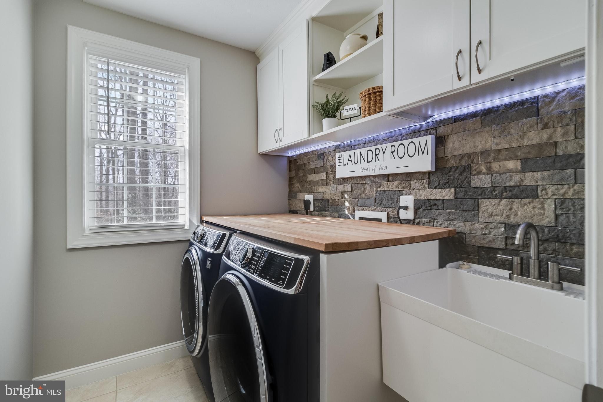 HOLLYBROOK FARM SUB - Residential