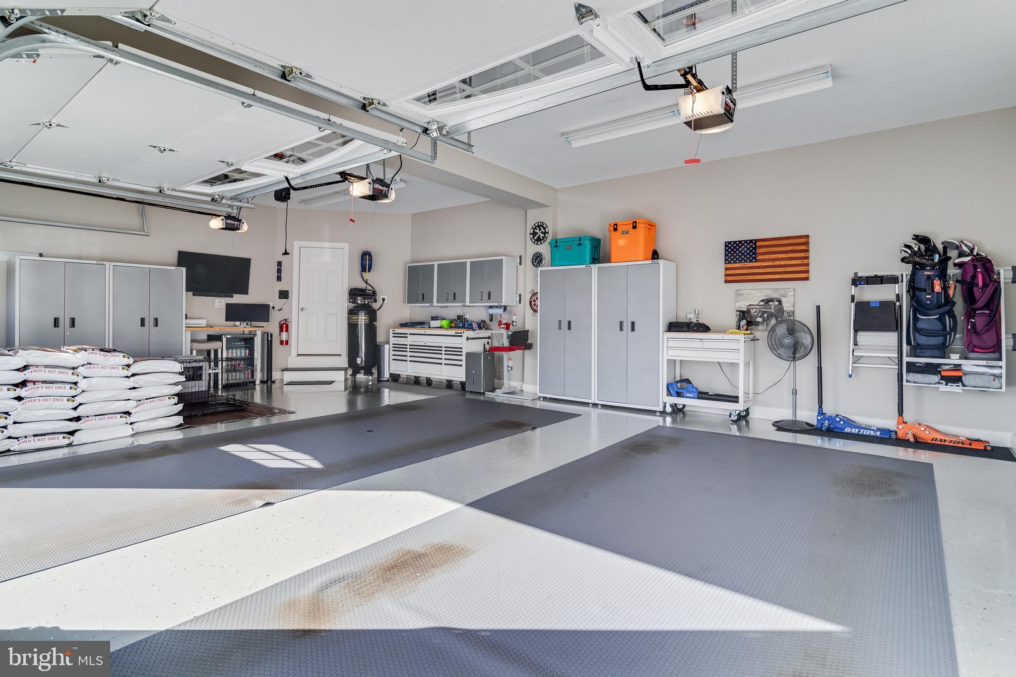 HOLLYBROOK FARM SUB - Residential