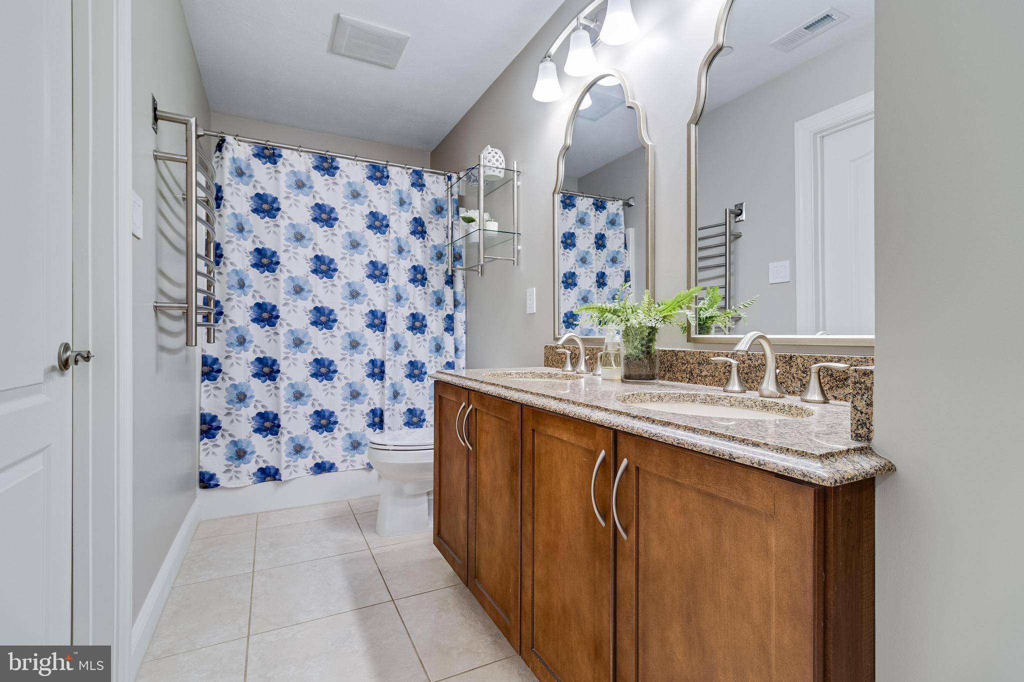 HOLLYBROOK FARM SUB - Residential