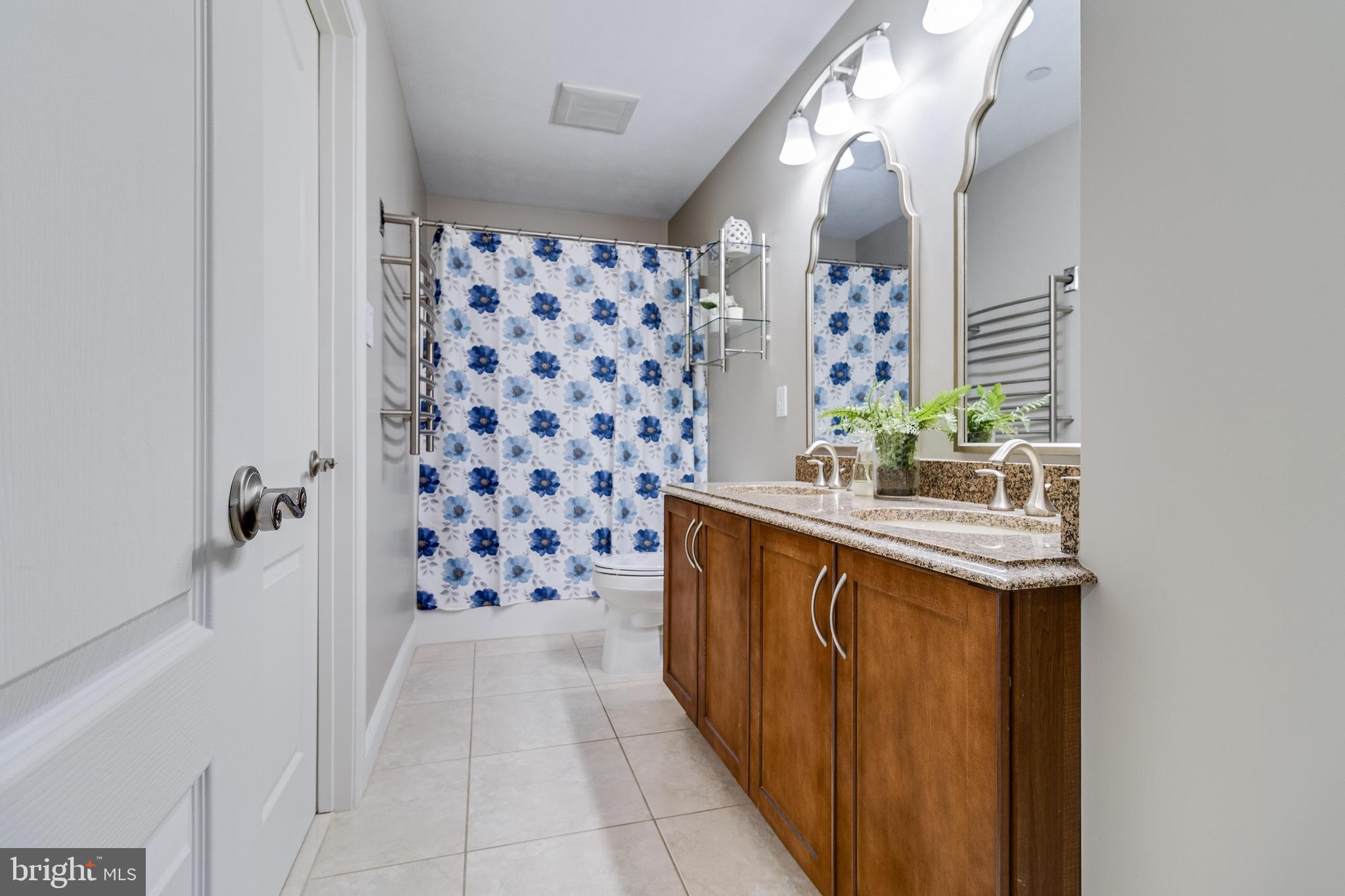 HOLLYBROOK FARM SUB - Residential