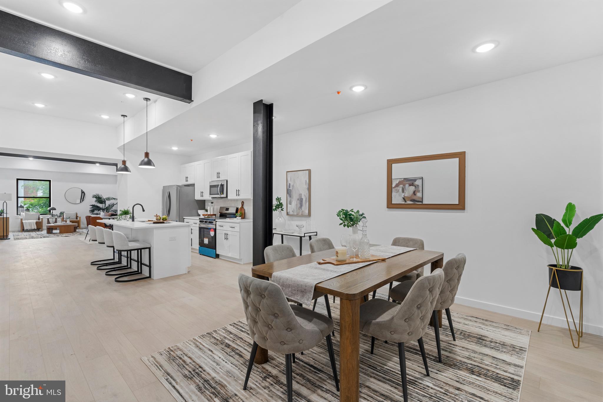 PORT RICHMOND - Residential Lease