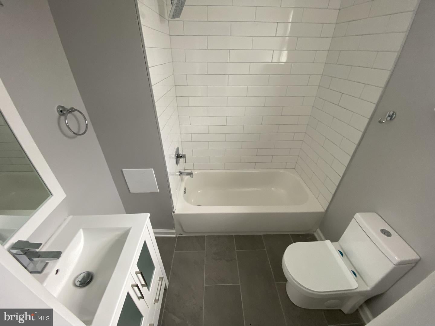 1122 GERRITT STREET 2ND FLOOR