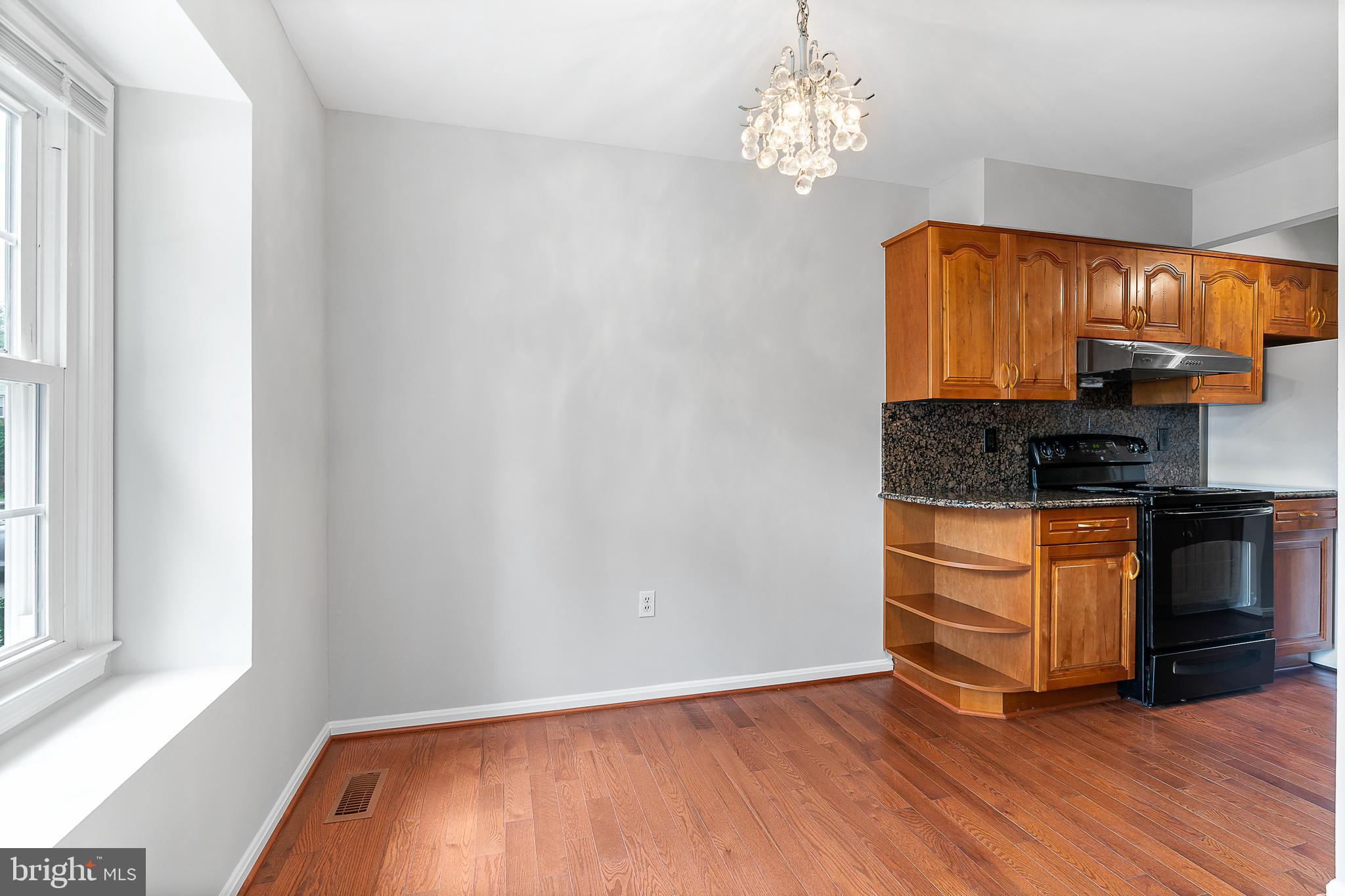 WATERFORD - Residential Lease