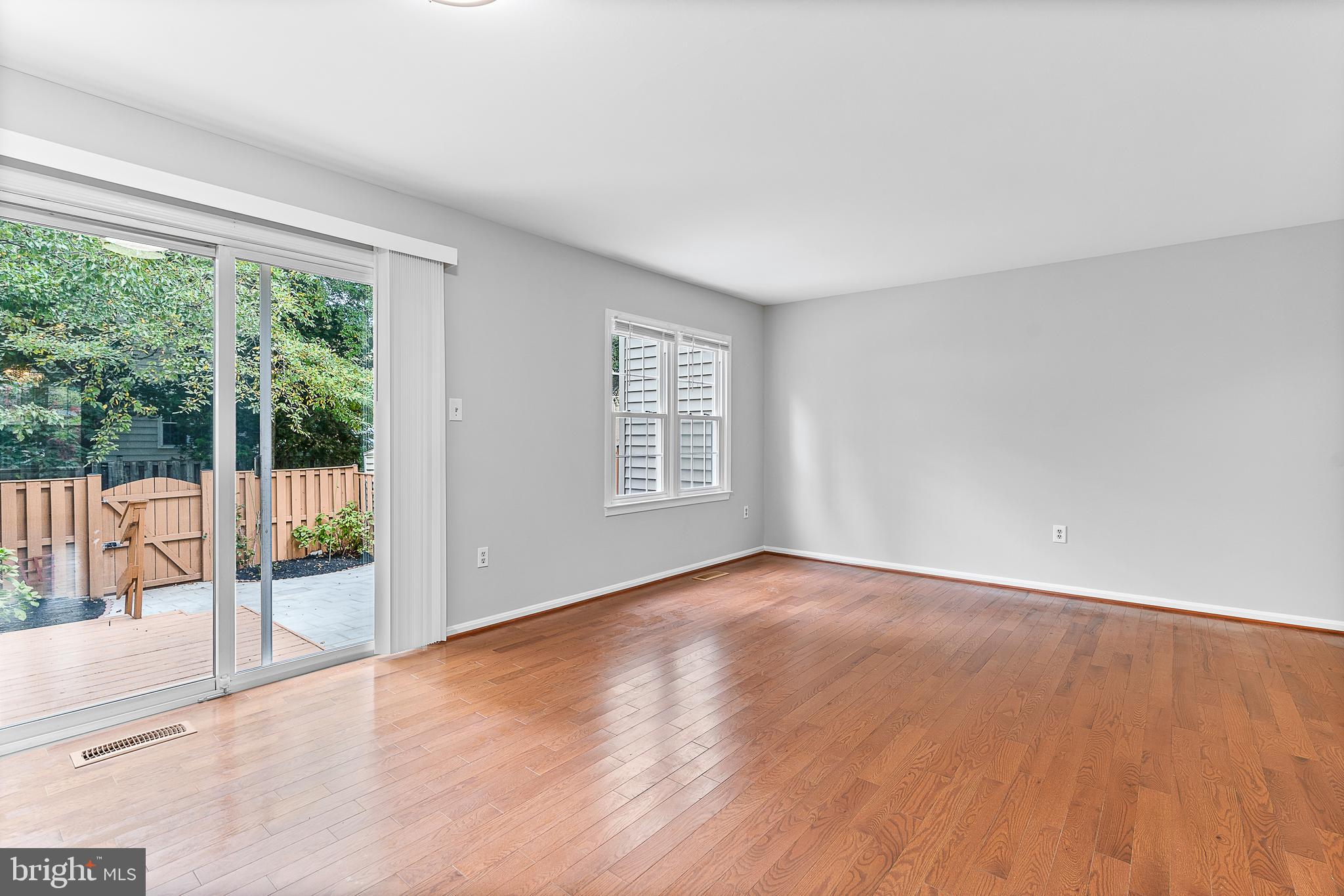 WATERFORD - Residential Lease