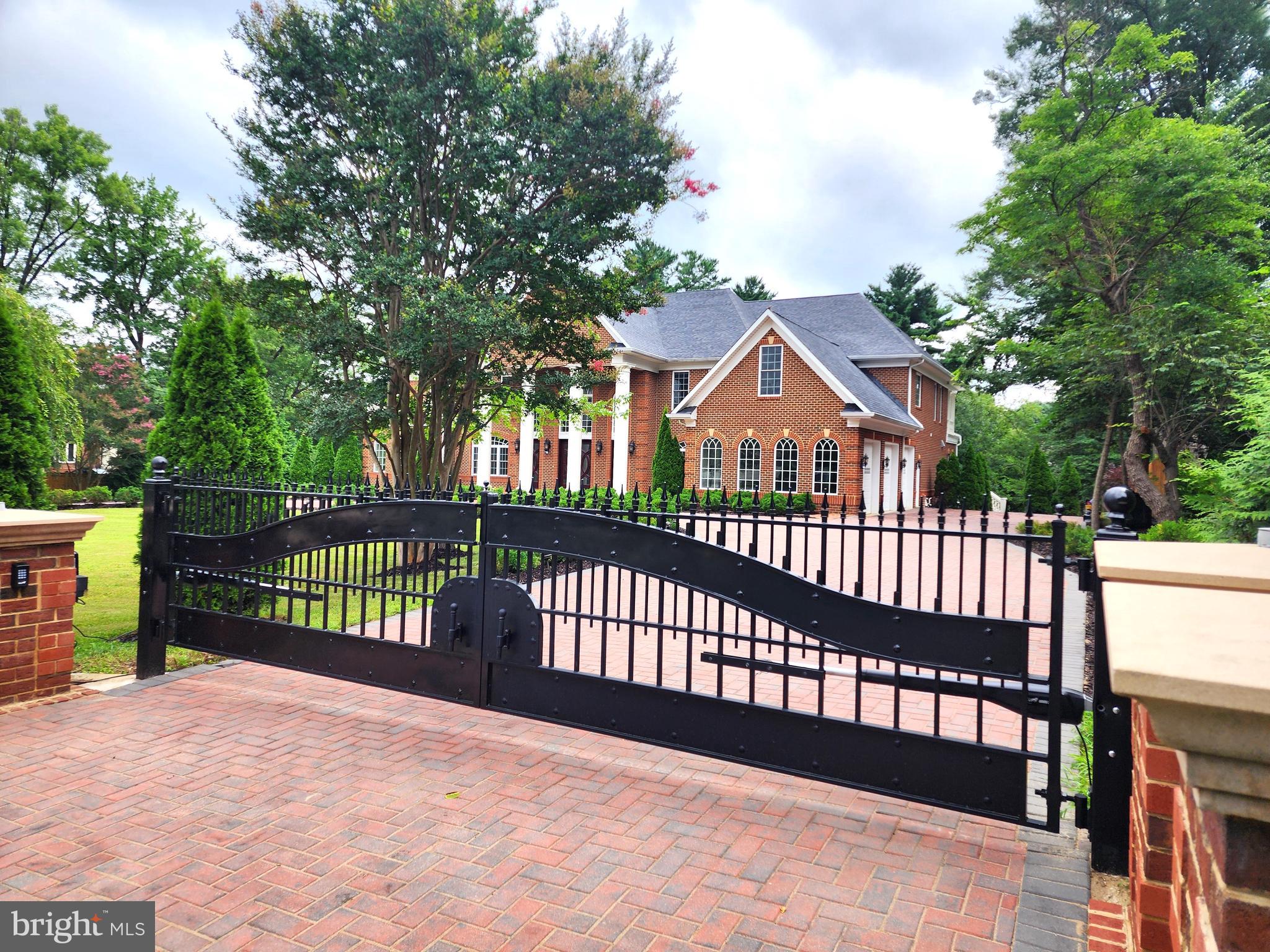 3617 CHAIN BRIDGE ROAD
