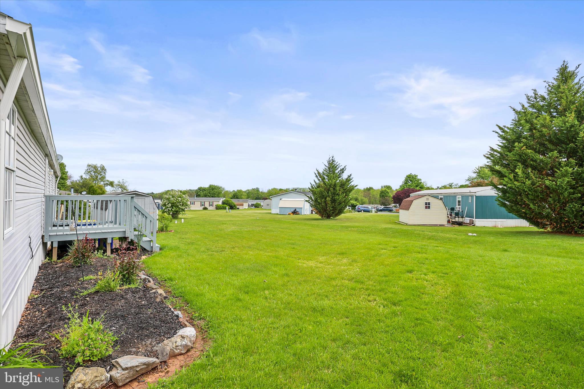 TALL OAKS MHP - Residential