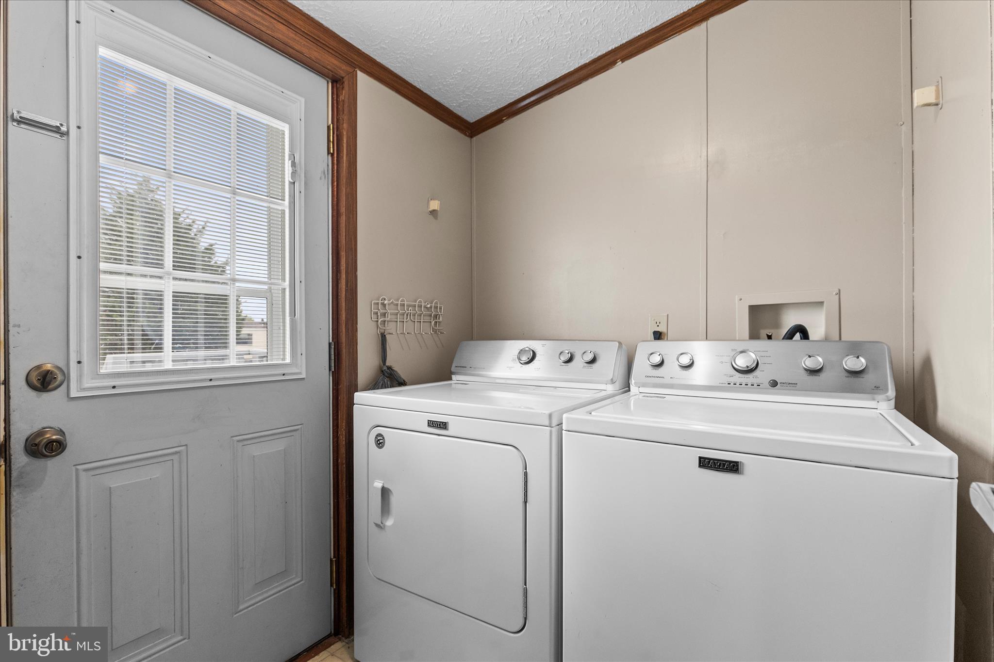 TALL OAKS MHP - Residential