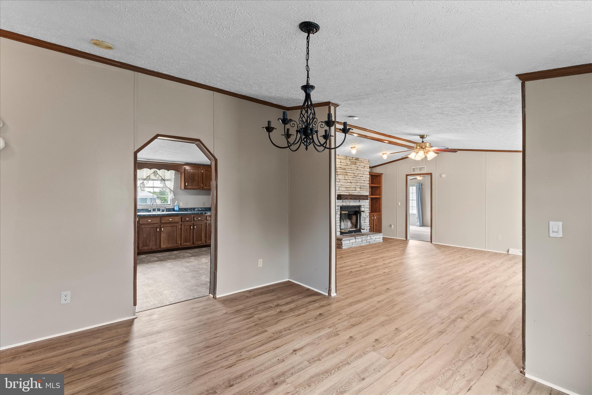 TALL OAKS MHP - Residential