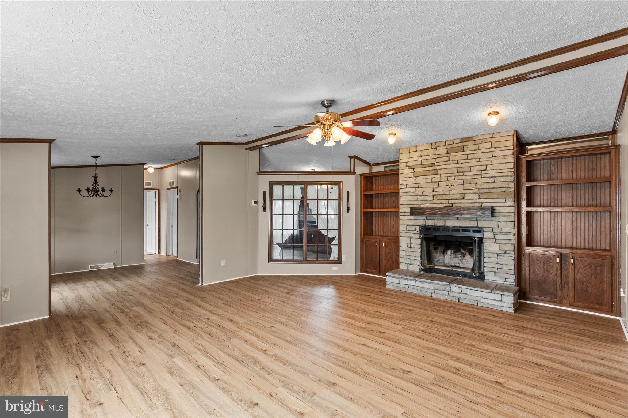 TALL OAKS MHP - Residential