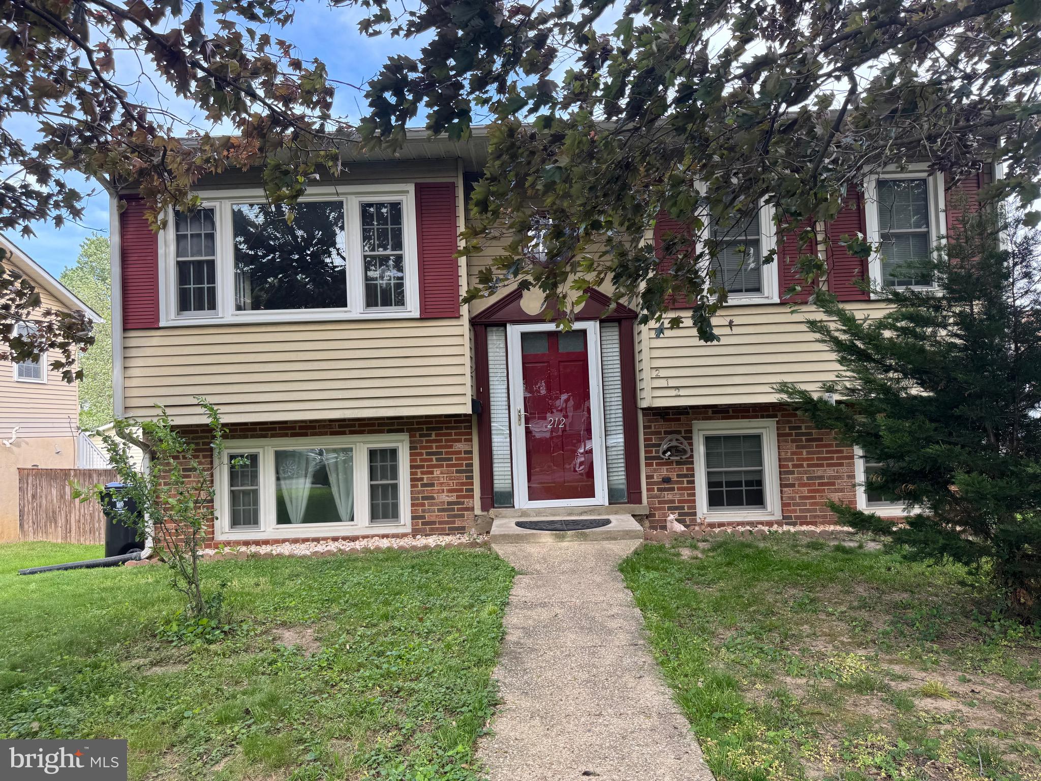 LAUREL - Residential