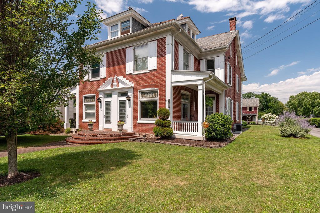 Photo of 32 SNYDER ST, DENVER, PA 17517 (MLS # PALA2038430)