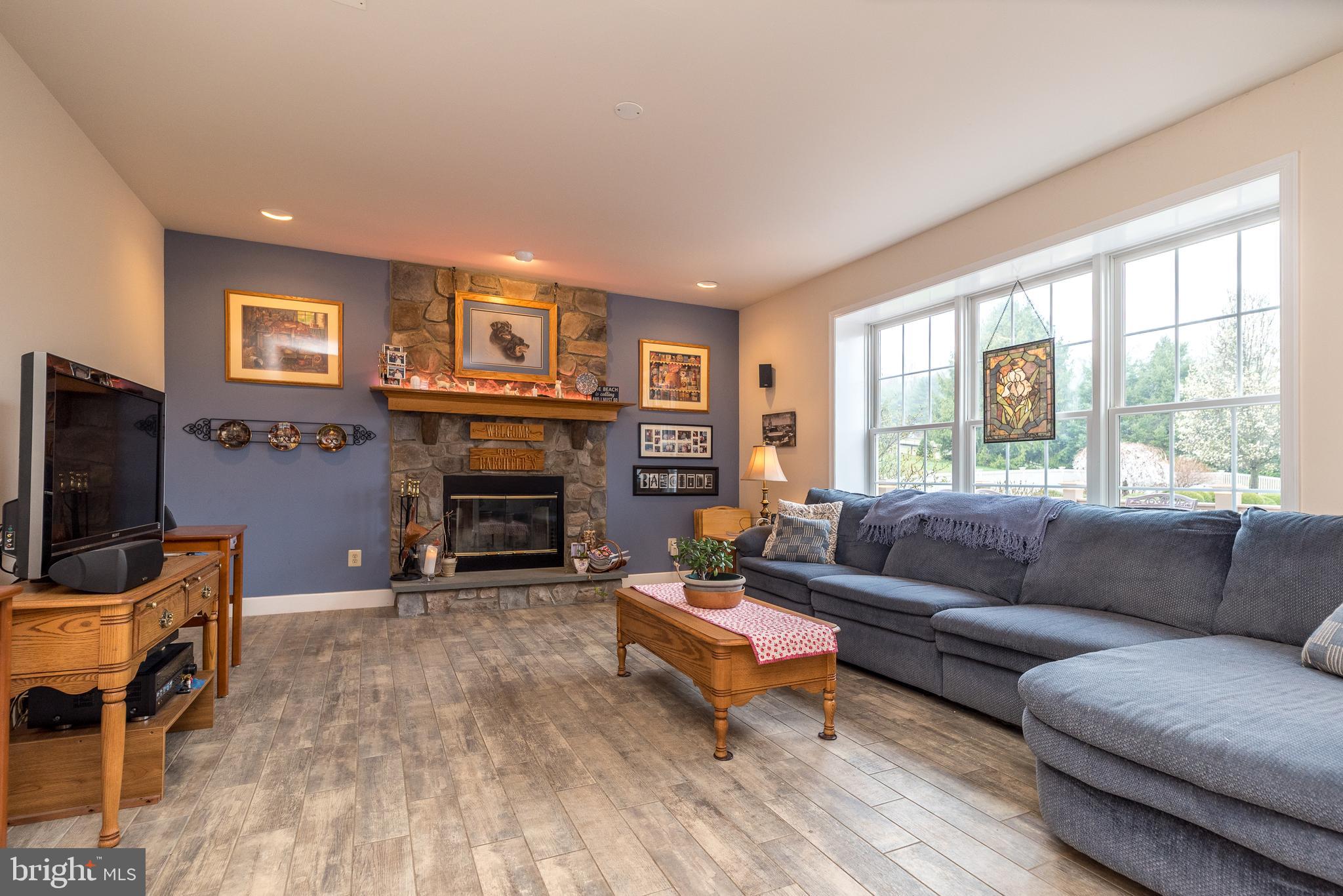 KINTNER RIDGE - Residential