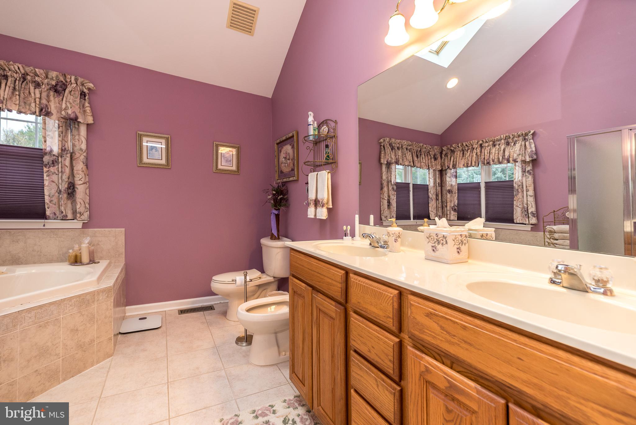 KINTNER RIDGE - Residential