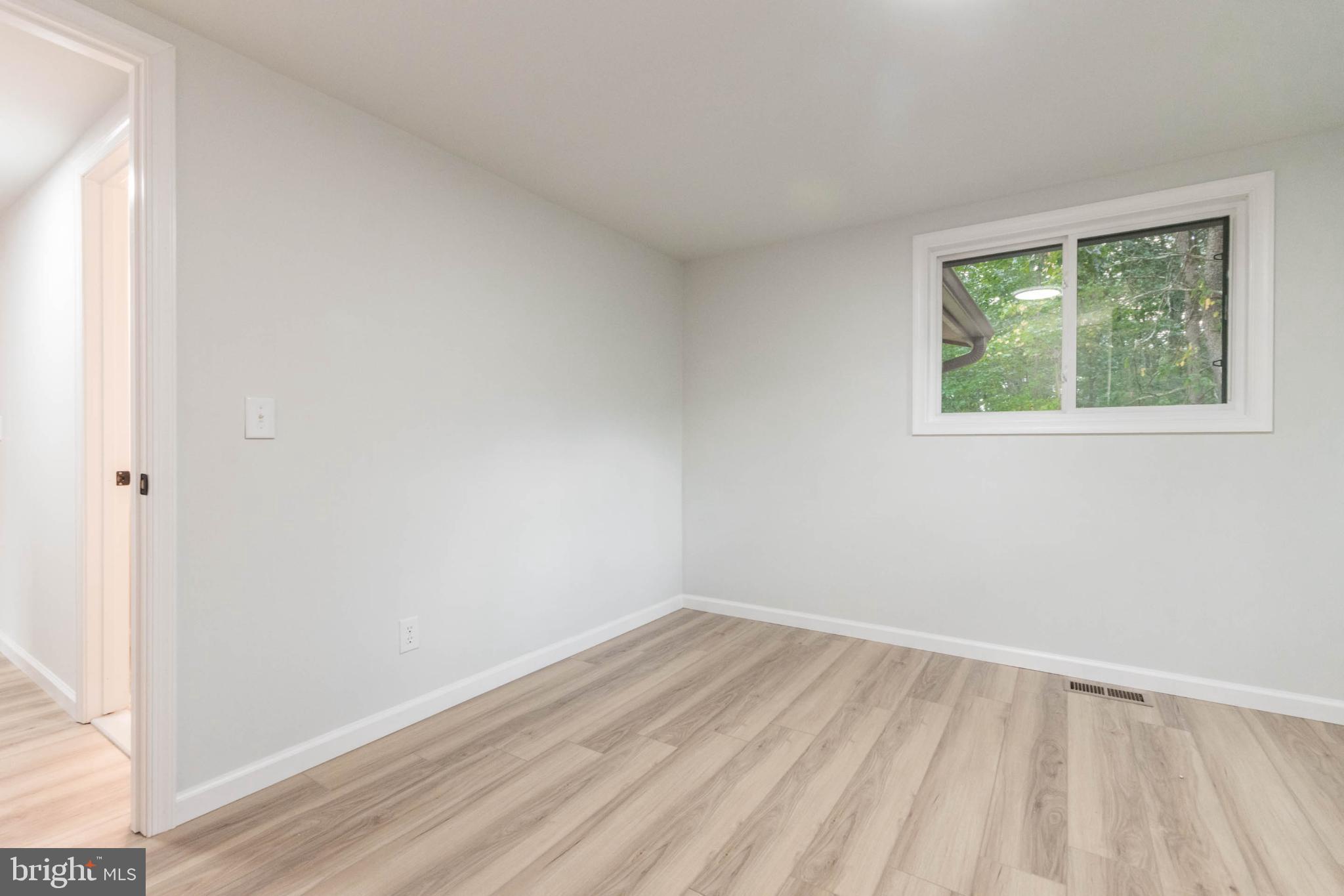 MONTEVALLO HILLS - Residential Lease