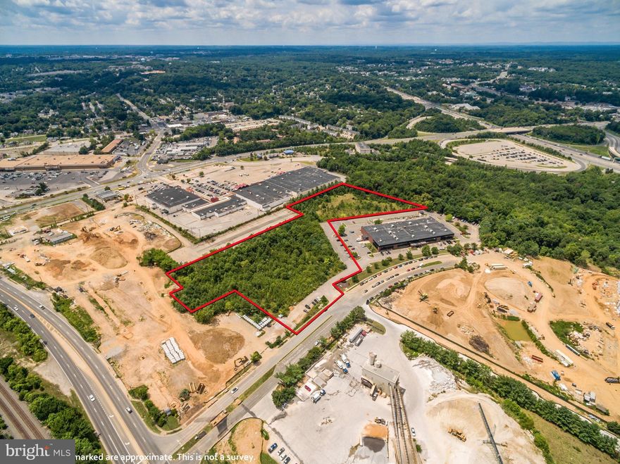 Commercial development land located in fast growing North Woodbridge.  7.40 AC, zoned B-1.  Exceptionally well located near I-95, Rt 1 & Rt 123. Brand new luxury apts being built across the street and VDOT is expanding Rt 1 by the property.  Property part of the North Woodbridge Small Area Plan, potential to get up-zoned to UMU. Outstanding commercial investment. Selling for Bankruptcy Trustee.