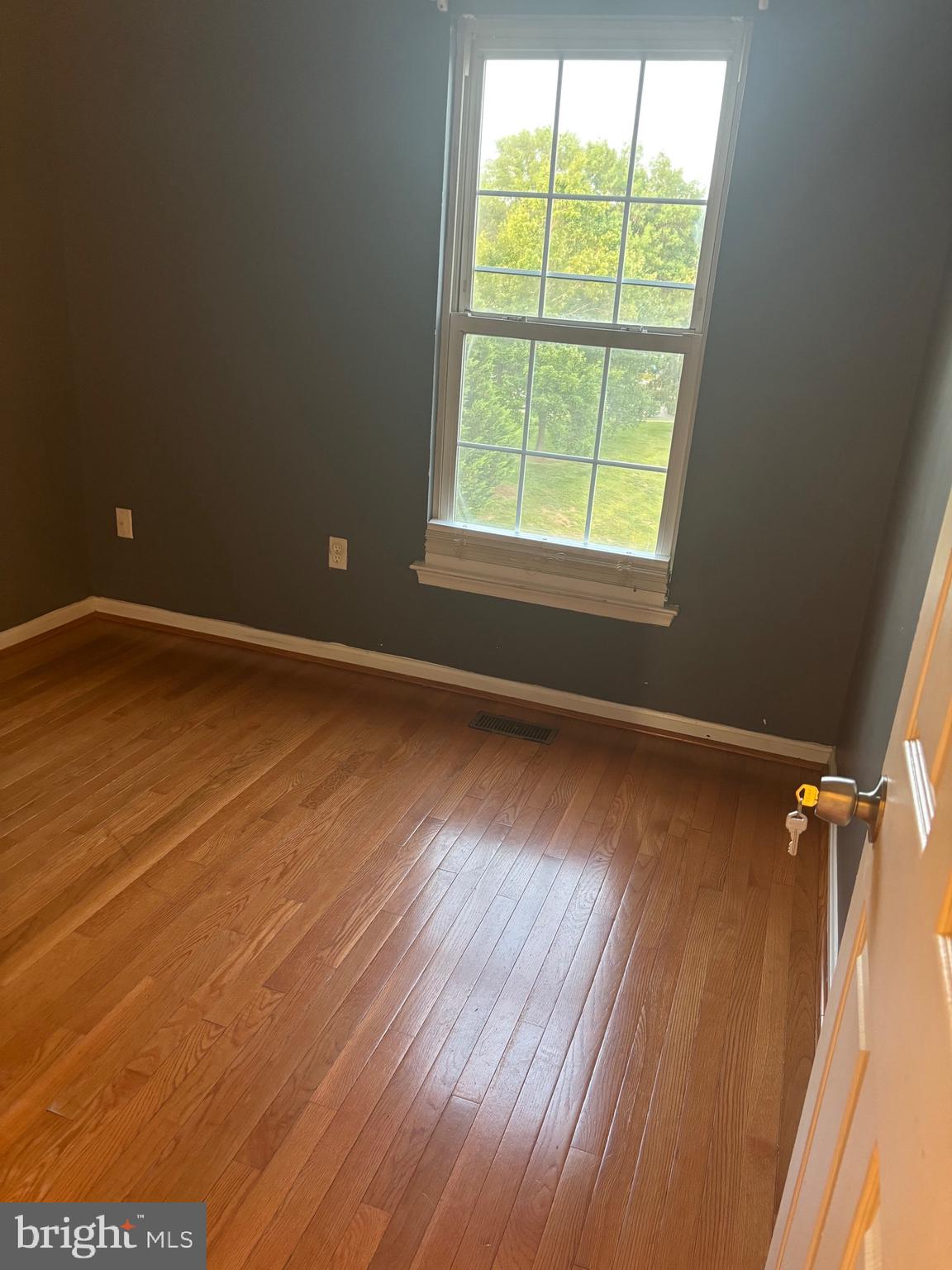 ROLLING BROOK - Residential Lease