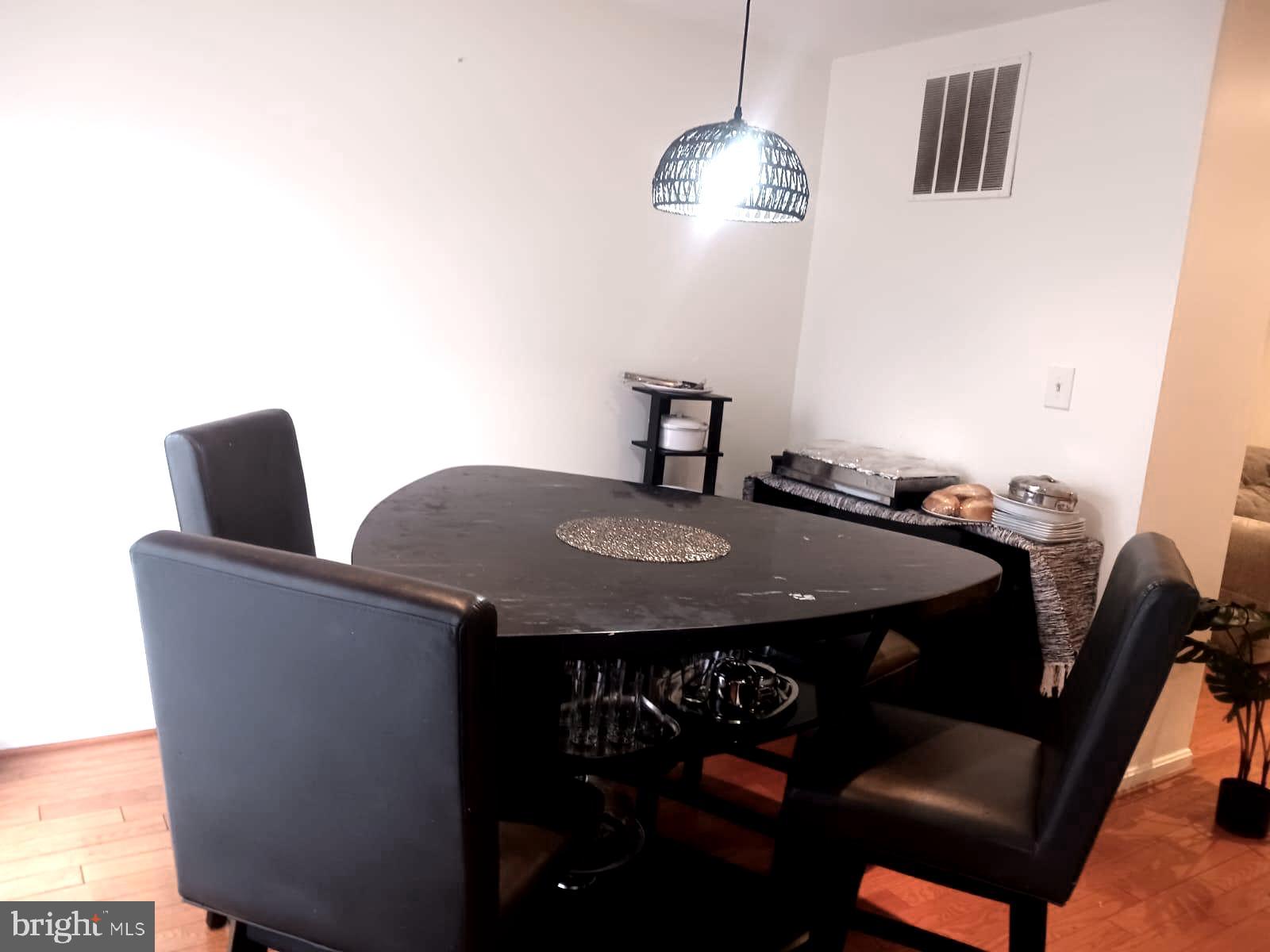 ROLLING BROOK - Residential Lease