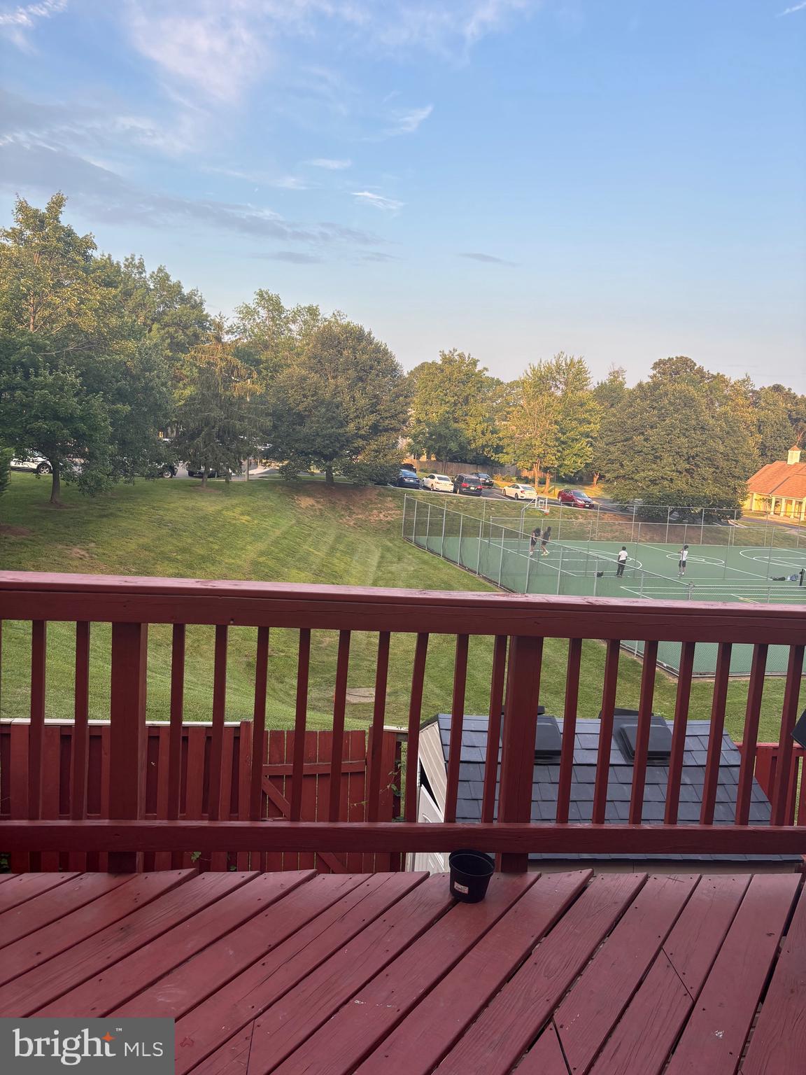 ROLLING BROOK - Residential Lease